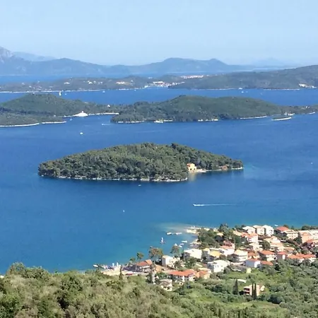Lefkas Marine *