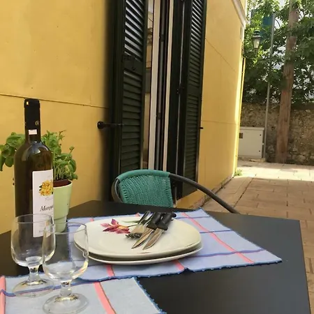 Lefkas Marine *